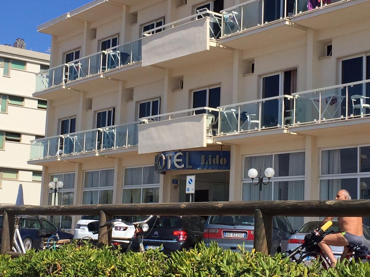 Hotel Lido Фолоника Екстериор снимка